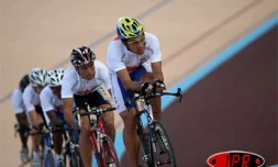 Lundi 24 septembre 2007 -

Prologue du tour de l'île cycliste au vélodrome de Champ Fleuri