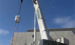 Mardi 17 avril 2007 -

La pièce maîtresse du cyclotron a été livrée