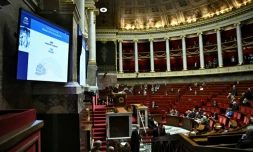 Resultats du vote d'une motion de censure contre le 49.3 à l'Assemblée Nationale, à Paris, le 5 février 2025
