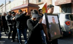 Les funérailles de l'un des jeunes tués pendant une fête à Salvatierra, le 19 décembre 2023 au Mexique