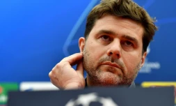 L'Argentin Mauricio Pochettino, alors entraîneur de Tottenham, en conférence de presse à la veille d'un match de groupes de la Ligue des champions sur le terrain de l'Etoile rouge de Belgrade, le 5 novembre 2019