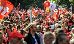 Des manifestants lors d'une journée de manifestation contre la réforme du code du Travail le 12 septembre 2017 à Lille
