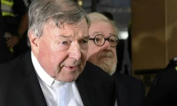 Le cardinal George Pell Ă sa sortie du tribunal de Melbourne, le 1er mai 2018