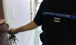 Un gardien le 12 septembre 2013 à la prison d'Agen