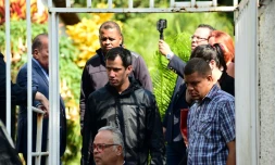 Juan Guaido quitte le domicile de son chef de cabinet Roberto Marrero, arrêté, le 21 mars 2019 à Caracas