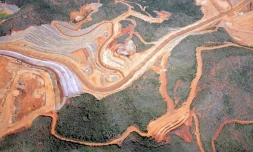 Vue aérienne du site d'extraction de nickel Koniambo (KNS), propriété de Glencore et de la Société minière du Sud Pacifique, à Voh, en Nouvelle-Calédonie, le 22 septembre 2015