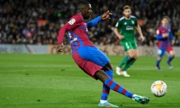 Coup du foulard pour Ousmane Dembélé contre Osasuna au Camp Nou, le 13 mars 2022