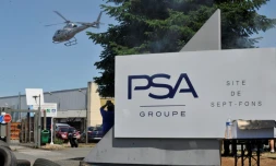 Le site PSA de Sept-Fons, sur la commune Dompierre-sur-Besbre, dans l'Allier, bloqué par des salariés de GM&S, le 5 juillet 2017