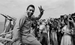 Le "Roi" Pelé le 14 mai 1981 lors du 34e festival international du film de Cannes, en France.