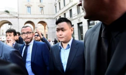 Han Li, représentant le consortium chinois Sino-Europe Sports (SES) venant finaliser lm'achat du Milan AC, le 13 avril 2017 à Milan