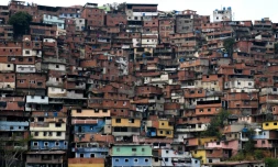 Vue du quartier de Petare, le 24 mai 2020 Ă Caracas, au Venezuela