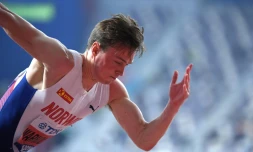 Le Norvégien Karsten Warholm lors d'une demi-finale du 400 m haies aux Mondiaux de Doha, le 28 septembre 2019
