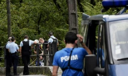 Des gendarmes mènent les recherchas pour retrouver les traces de Maëlys, fillette de 9 ans disparue, le 6 septembre 2017