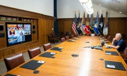 Joe Biden s'entretient avec ses experts de la CIA et de la diplomatie à propos de la crise en Afghanistan, le 15 août 2021 à Camp David 