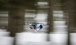 Le Français Eric Perrot lors de l'individuel de biathlon des JO-2026 le 10 février 2026