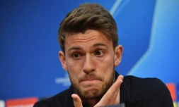 Le défenseur italien de la Juventus Daniele Rugani, lors d'un point-presse de veille de match à Amsterdam, le 19 avril 2019