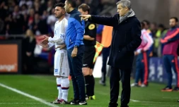 Le nouvel entraîneur de Lyon Bruno Genesio lors du match contre Troyes au nouveau stade à Décines-Charpieu, le 9 janvier 2016