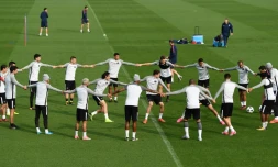 Les Parisiens à l'entraînement au Camp des Loges, le 17 octobre 2017, avant le départ du PSG pour Bruxelles
