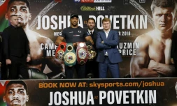 Les poids lourds Anthony Joshua et Alexander Povetkin lors de la présentation de leur combat, titres WBA, IBF et WBO en jeu, le 20 septembre 2018 à Wembley