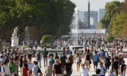 Plus de 66 millions de personnes vivaient en France métropolitaine et dans quatre départements d'outre-mer au 1er janvier 2015, selon des chiffres définitifs publiés mercredi par l'Insee