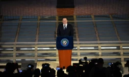 Juan Carlos Varela, président du Panama, lors d'un discours sur la place Bolivar, à Panama City le 6 avril 2016 