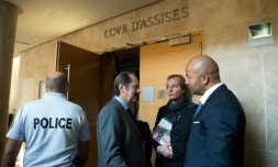 Les avocats Frédéric Monneret, Emmanuel Marsigny et Ramzi Aidoudi arrivent le 29 septembre 2016 au tribunal d'Aix-en-Provence