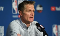 L'entraîneur des Golden State Warriors en conférence de presse, le 8 juillet 2018 à Cleveland