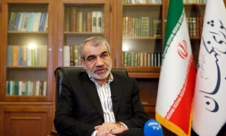 Abbas Ali Kadkhodaï, porte-parole du Conseil des Gardiens de la Constitution iranienne, parle durant un entretien avec l'AFP dans son bureau à Téhéran, le 30 novembre 2019