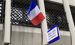 Une fonctionnaire de police a été tuée par un collègue dans les locaux de la police judiciaire, près du palais de justice dans le XVIIe arrondissement de Paris, et le suspect qui a tiré avec son arme de service a été placé en garde à vue