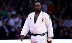 Le judoka français Teddy Riner lors de la finale du tournoi de Paris contre le Sud-Coréen Kim Min-jong, le 4 février 2024