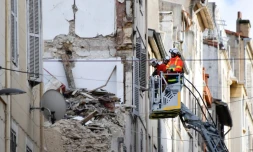 Un huitiÚme corps retrouvé, les évacuations s'amplifient