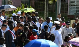 Emmanuel Macron en visite dans la commune de Maripasoula, en Guyane, le 26 octobre 2017