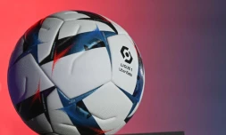 Auxerre et Saint-Etienne se sont séparés sur un match nul (1-1) en match aller des barrages L1/L2, le 26 mai 2022 à Auxerre 