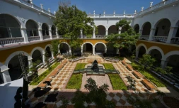 Une vue de la cour intĂ©rieure du monastĂšre de La Merced de CarthagĂšne, oĂč reposeront les cendres de l'Ă©crivain colombien Gabriel Garcia Marquez, le 22 mai 2016