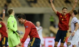 L'attaquant espagnol Alvaro Morata fĂȘte son but lors du match de groupes de la Ligue des Nations contre l'Allemagne, Ă SĂ©ville, le 17 novembre 2020