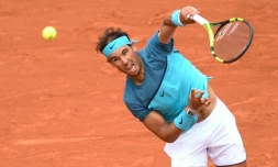 L'Espagnol Rafael Nadal face à l'Argentin Facundo Bagnis au 2e tour de Roland-Garros, le 26 mai 2016