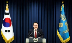 Le président sud-coréen Yoon Suk Yeol prononçant un discours pour déclarer la loi martiale à Séoul, le 3 décembre 2024