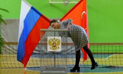 Préparatifs dans un bureau de vote de Saint-Pétersbourg, le 7 septembre 2019