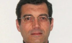 Portrait de Xavier Dupont de Ligonnes, extrait de sa fiche d'inscription à un  club de tir rendue publique le 23 avril 2011