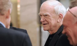 L'écrivain franco-tchèque Milan Kundera,  le 30 novembre 2010 à Paris