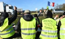 Des "gilets jaunes" à Voivres-lès-le-Mans, le 17 décembre 2018