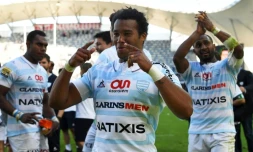 Les joueurs du Racing 92 en liesse après leur victoire à Montpellier en barrage de Top 14, le 20 mai 2017