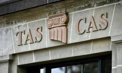 Le sigle du Tribunal arbitral du Sport au siège de l'organisme, le 21 juillet 2016