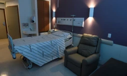 Une chambre de l'hôpital Mater Dei de Belo Horizonte, le 2 mars 2018, à la veille de l'opération que doit y sublir la star Neymar au pied droit