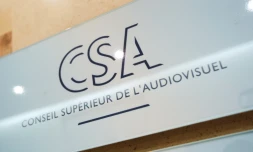 Photo du logo du Conseil Supérieur de l'Audiovisuel (CSA), prise le 5 Mars 2012 à Paris.