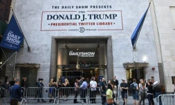 Une exposion consacrée aux tweets du président américain Donald Trump, le 15 juin 2017 à New York