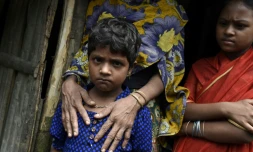 Hasina, une petite réfugiée rohingya, au camp de Kutupalong, le 23 septembre 2017 au Bangladesh