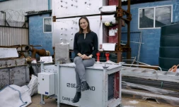 Alisha Fredriksson, cofondatrice de Seabound, dans les locaux de la start-up à Londres, le 10 juin 2025