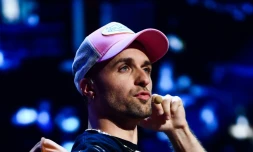 Le YouTubeur Squeezie assiste au dernier show de la saison "Zen", diffusé sur Twitch, au Zénith de Paris le 26 juin 2023