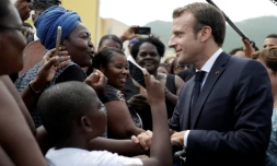 Emmanuel Macron en visite au Quartier d'Orleans, le 29 septembre 2018 à Saint-Martin